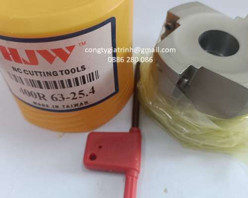 Đài dao phay BAP400R-63-25.4-4T